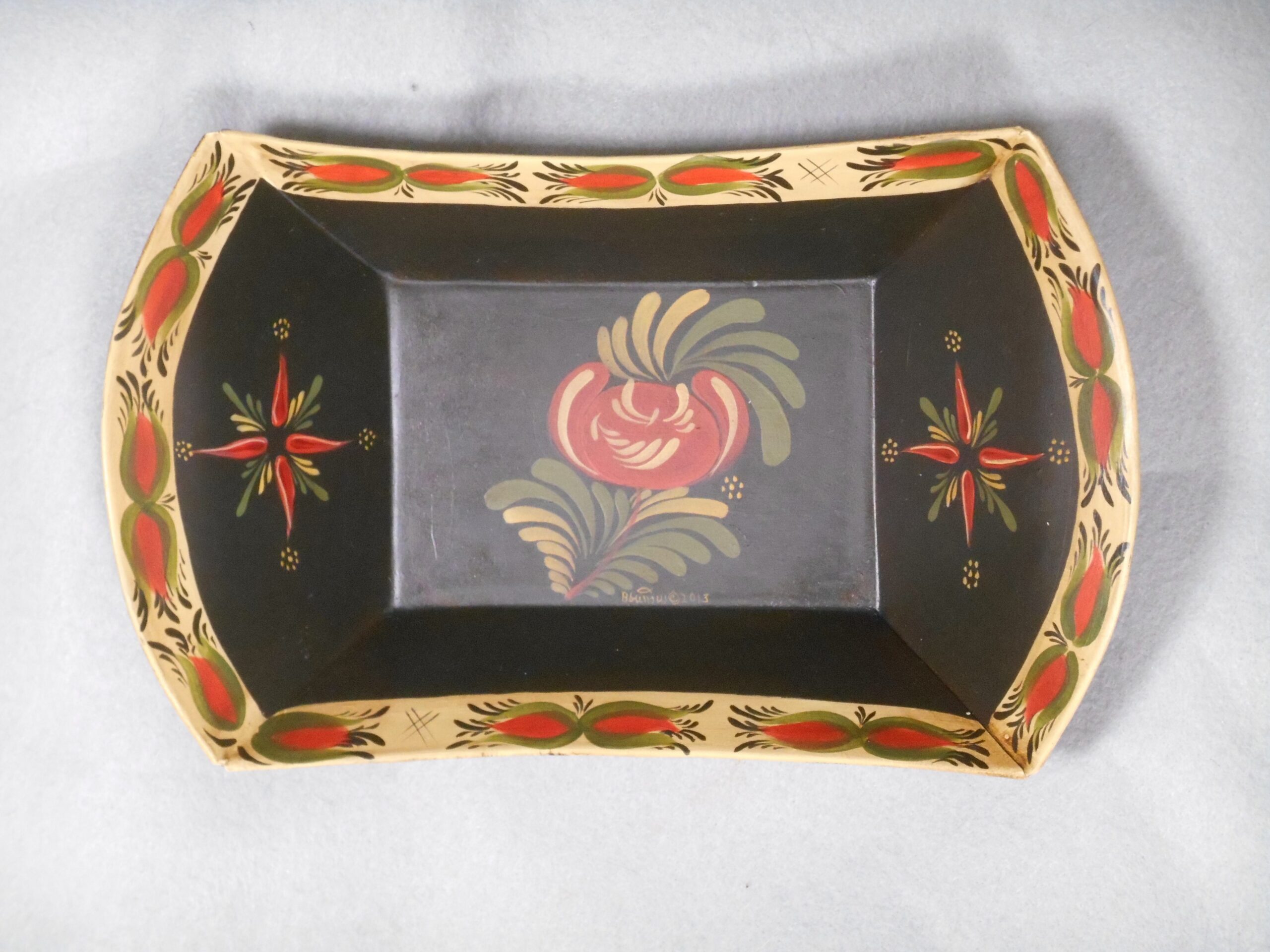 Butler Bread Basket