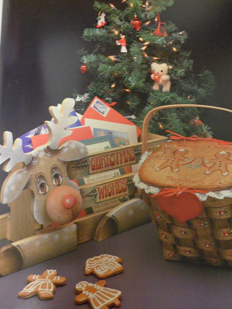 Folk Art Finish Christmas - Image 3