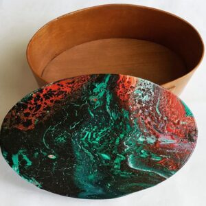 Red Green Painted Box