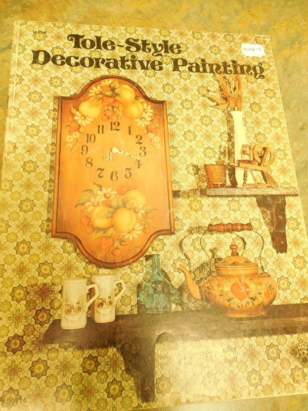 TOLE-STYLE DECORATIVE PAINTING.