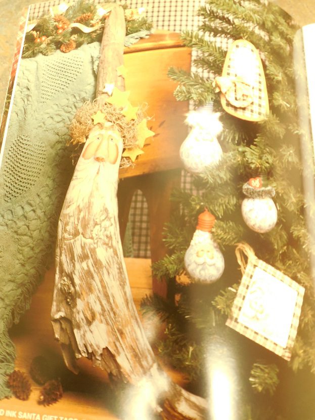 RECYCLED SANTAS - Image 4